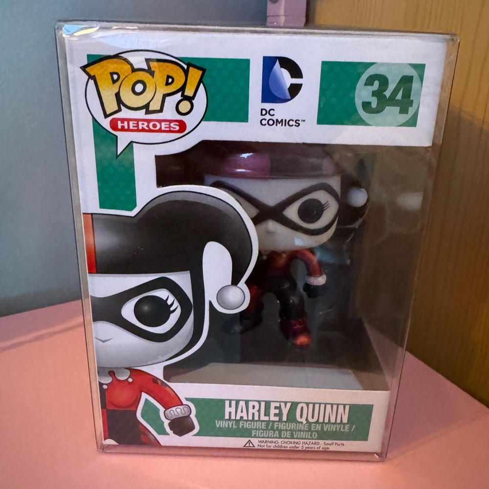 DC Comics Pop! Heroes Harley Quinn Figure - Red and Black